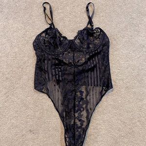 Lacey bodysuit